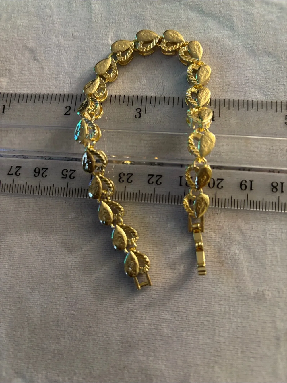 Gold Heart Link Bracelet for Women - Elegant Heart Chain